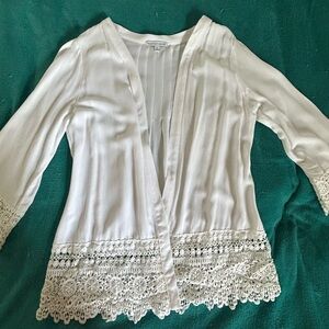 Notations White Open-Front Tunic with Lace Trim